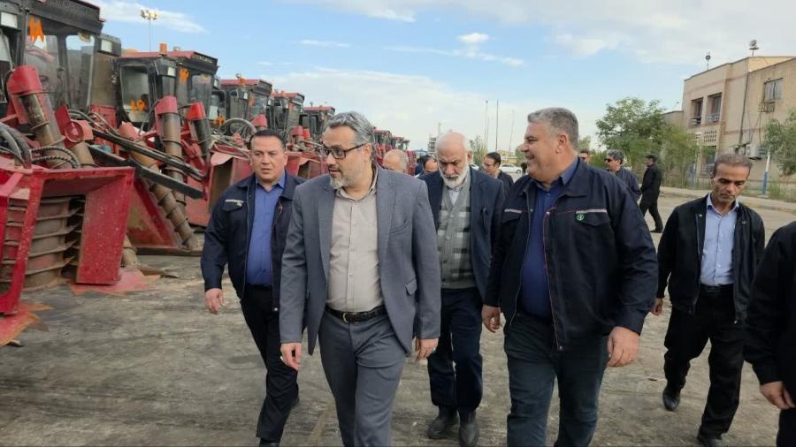 چرا نیروی انسانی در توسعه نیشکر، راهبرد نخست رونق تولید است؟/دکتر محمودی: تولید پایدار بدون توجه به نیروی انسانی ممکن نیست